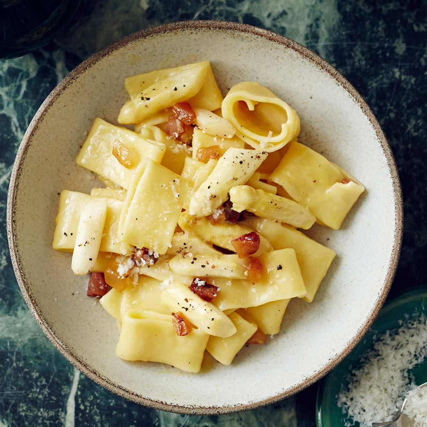 Pasta mit Spargel-Carbonara