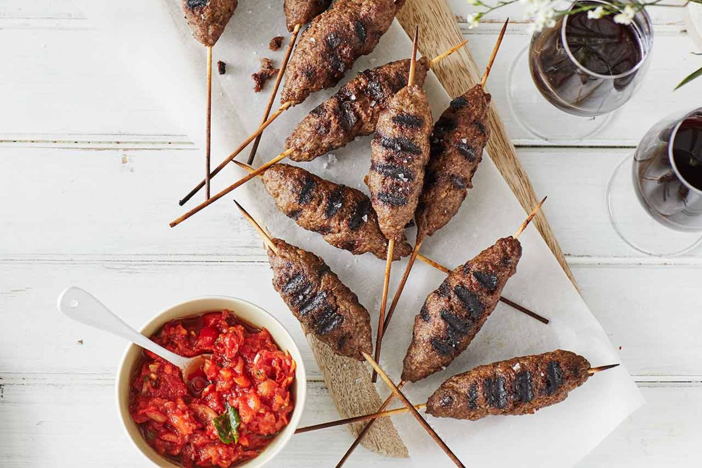 Rinderhack Sate Mit Paprikasauce Thermomix Rezept Essen Und Trinken 