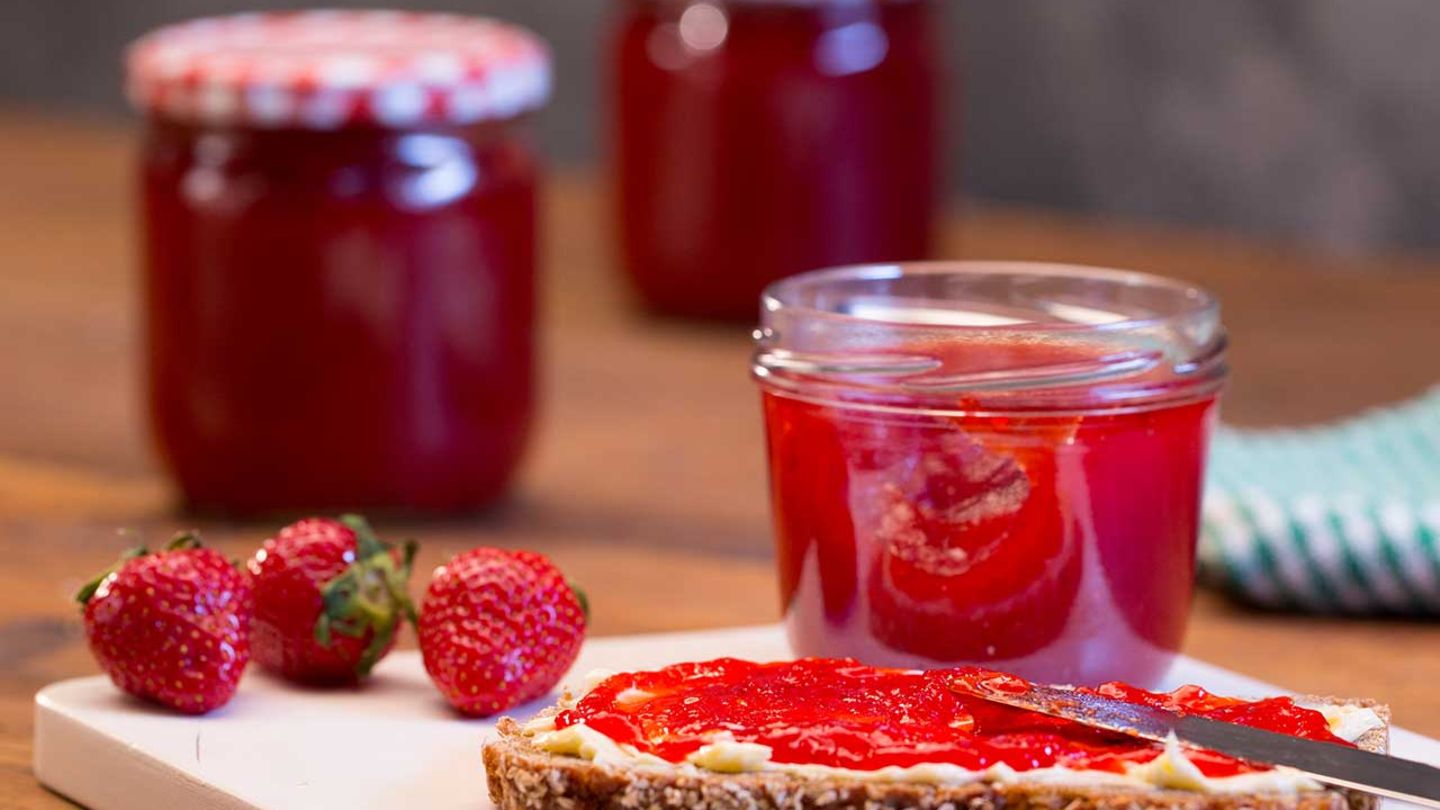 Erdbeermarmelade mit Vanille - [ESSEN UND TRINKEN]