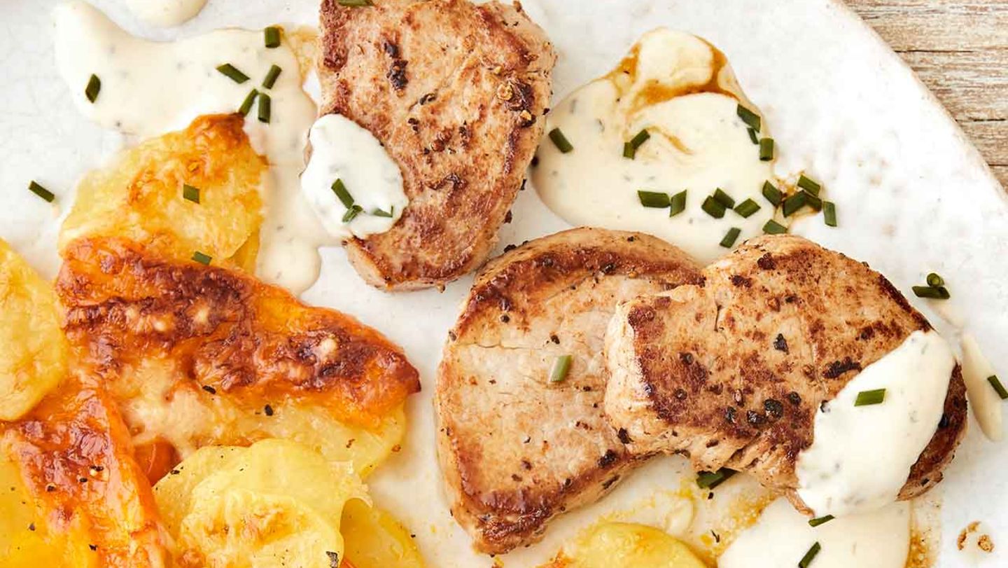 Kartoffel-Kürbis-Gratin mit Medaillons Rezept - [ESSEN UND TRINKEN]