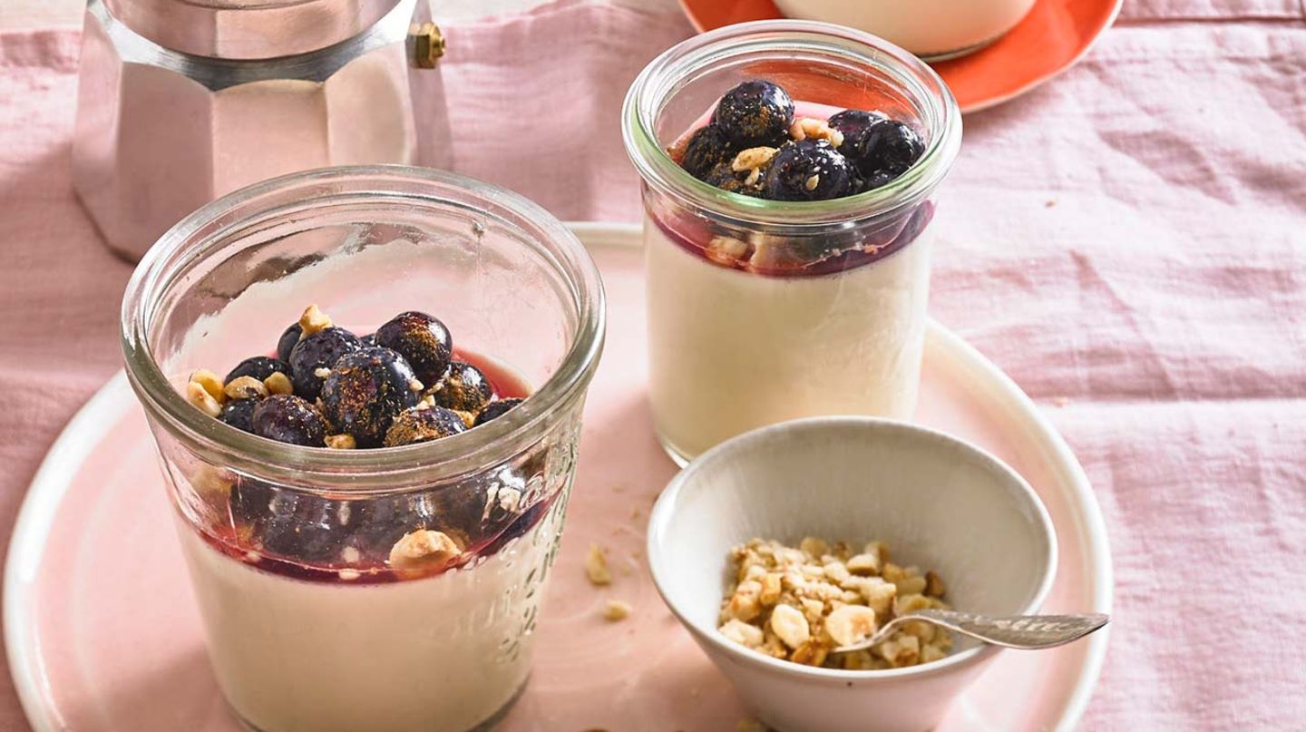 Panna cotta mit Beeren: Thermomix ® Rezept