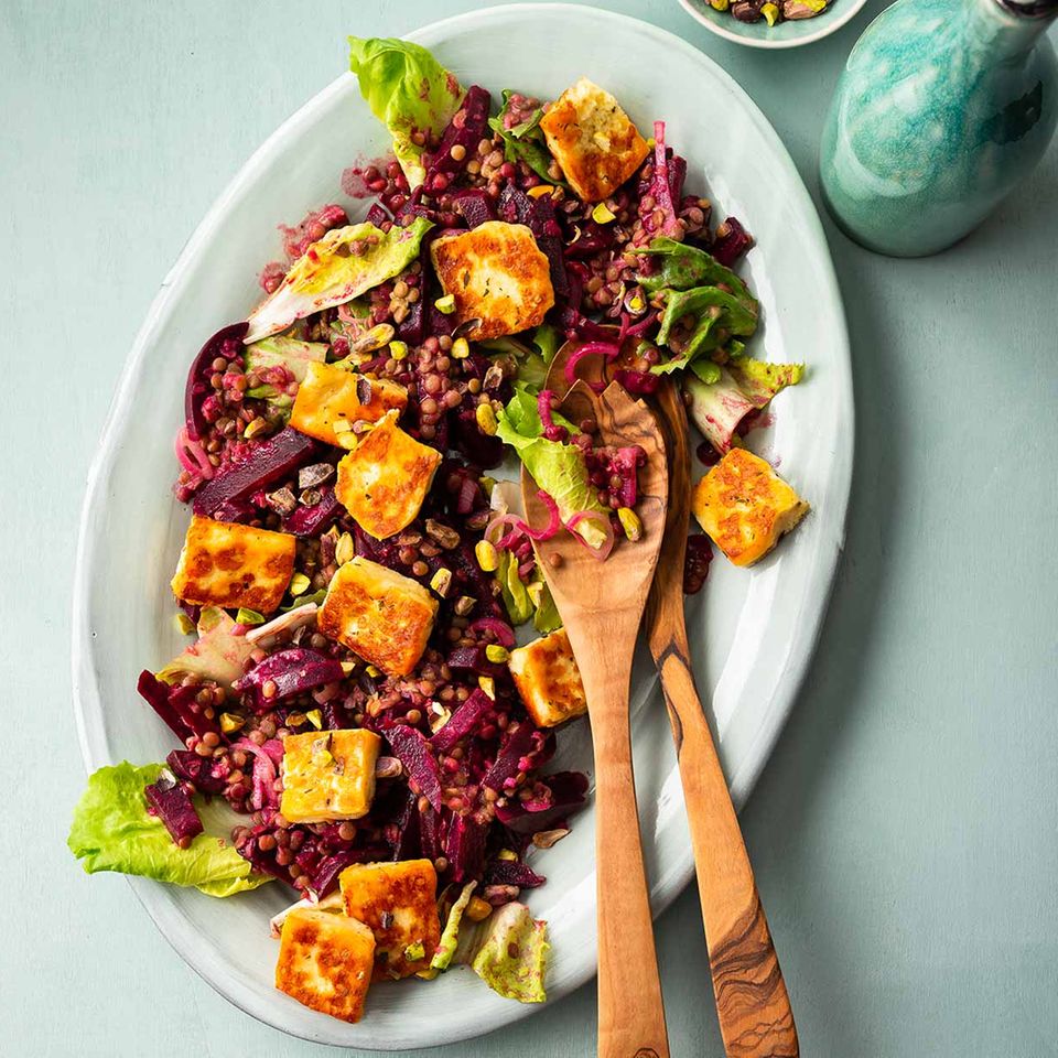 Rote Bete Linsen Salat Mit Halloumi Rezept Essen Und Trinken