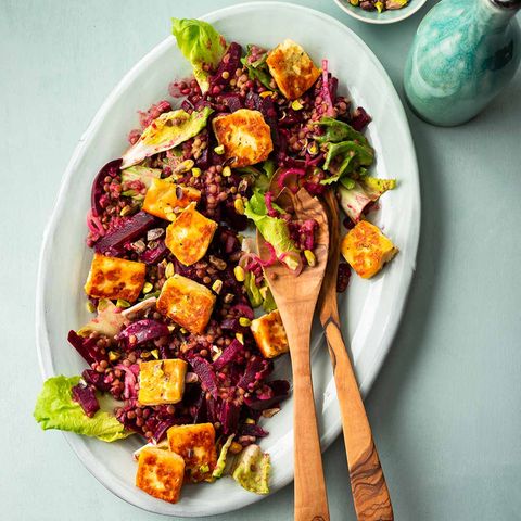 Rote-Bete-Linsen-Salat mit Halloumi