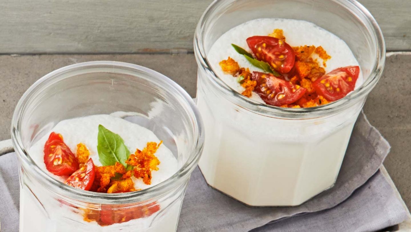 Kalte Caprese-Suppe: Thermomix ® Rezept