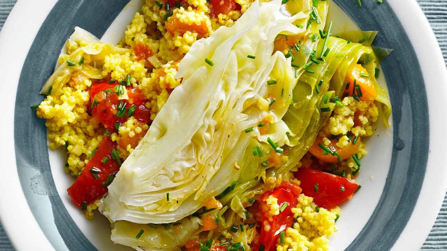 Spitzkohl mit Aprikosenhirse Rezept