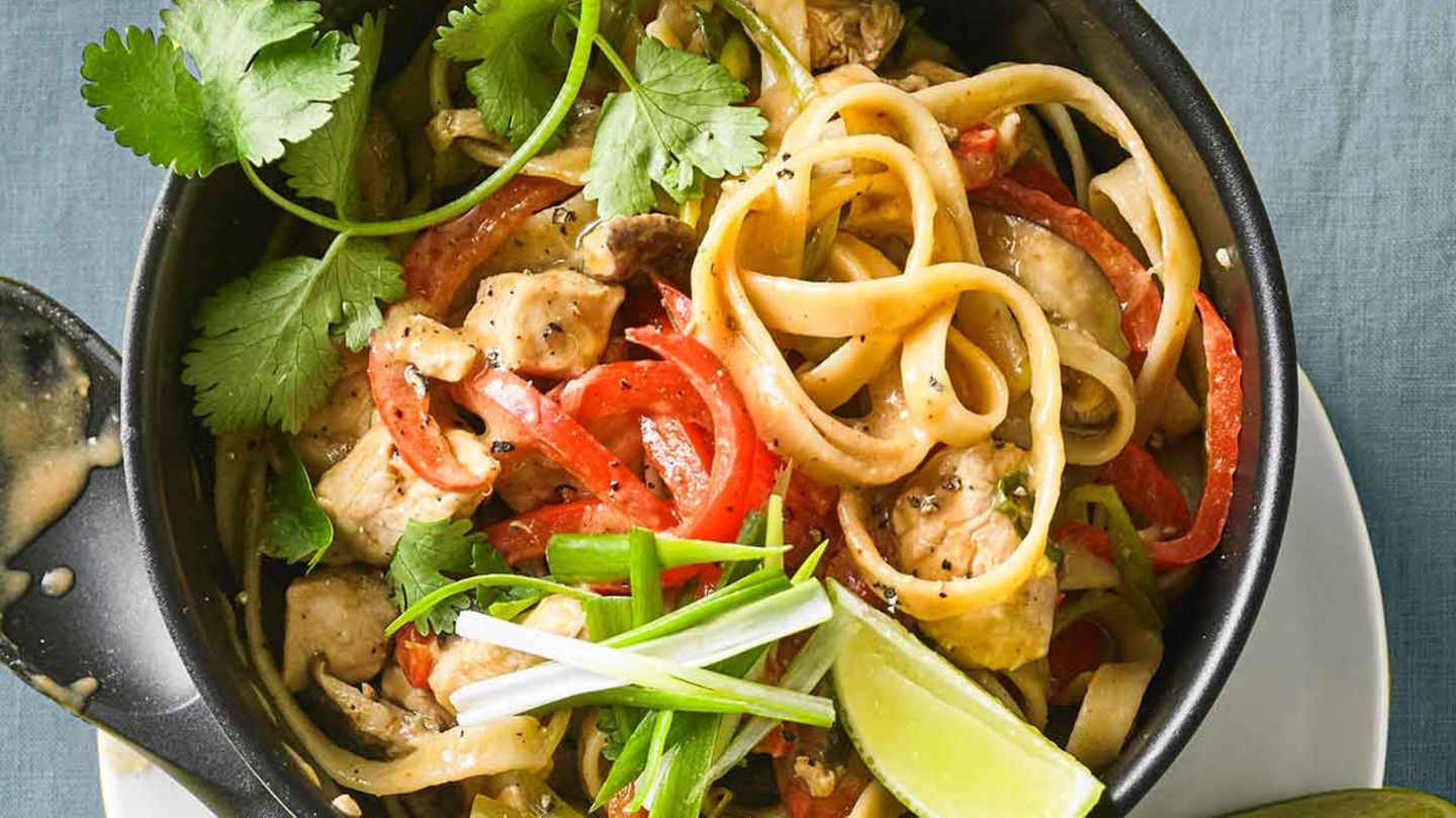 „One pot“- Asia-Pasta Rezept - [ESSEN UND TRINKEN]