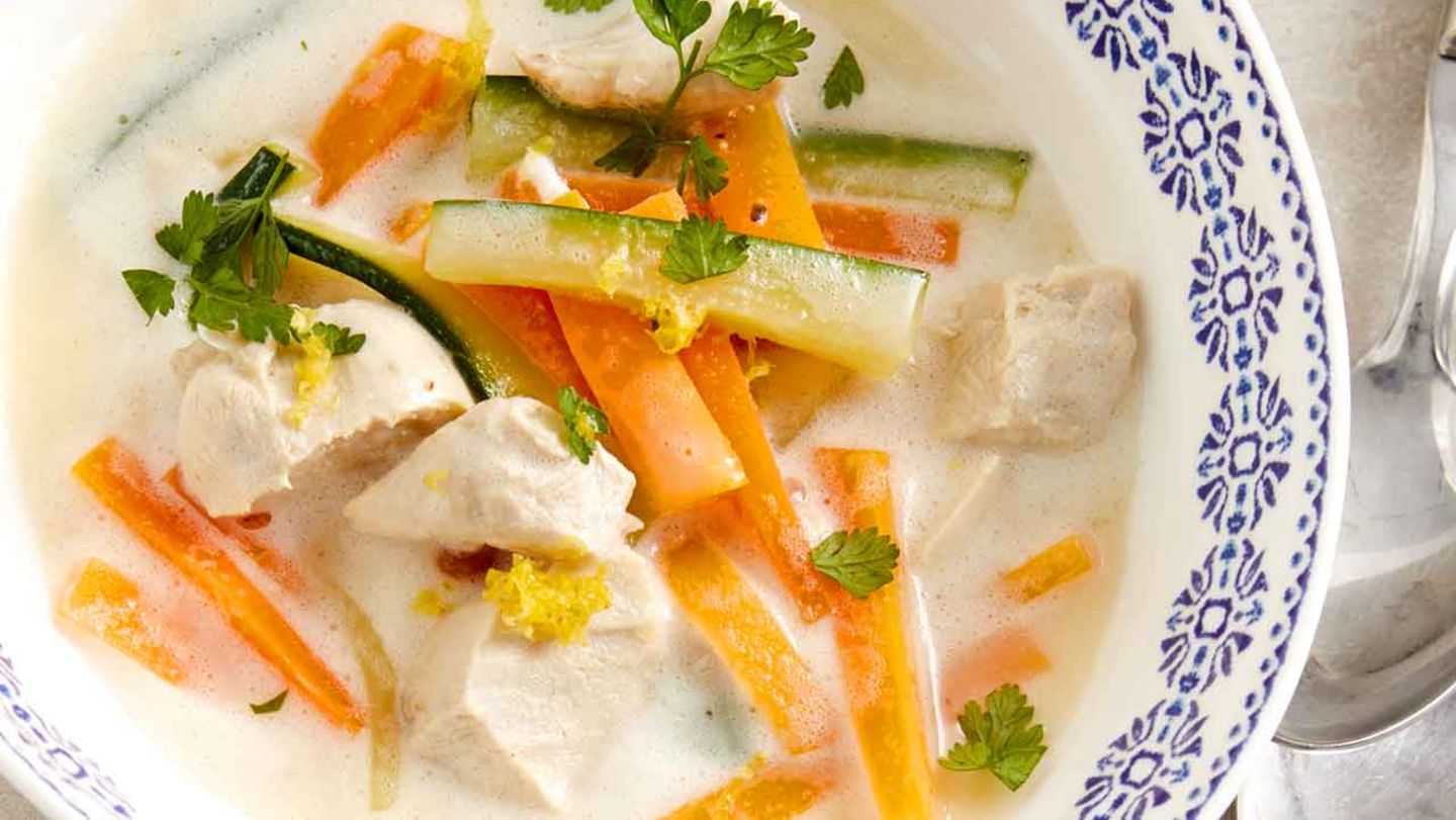 Griechische Zitronensuppe mit Hähnchen Rezept