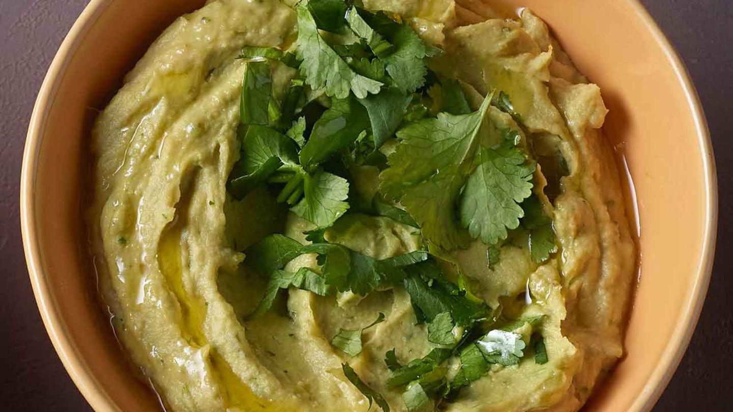 Avocado-Hummus mit Koriander Rezept