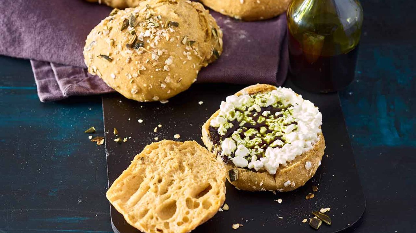 Kürbis-Kartoffel-Brötchen Rezept