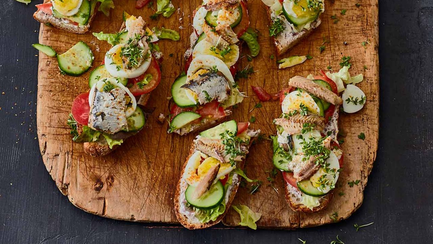 Französische Baguette-Stulle mit Ölsardinen Rezept