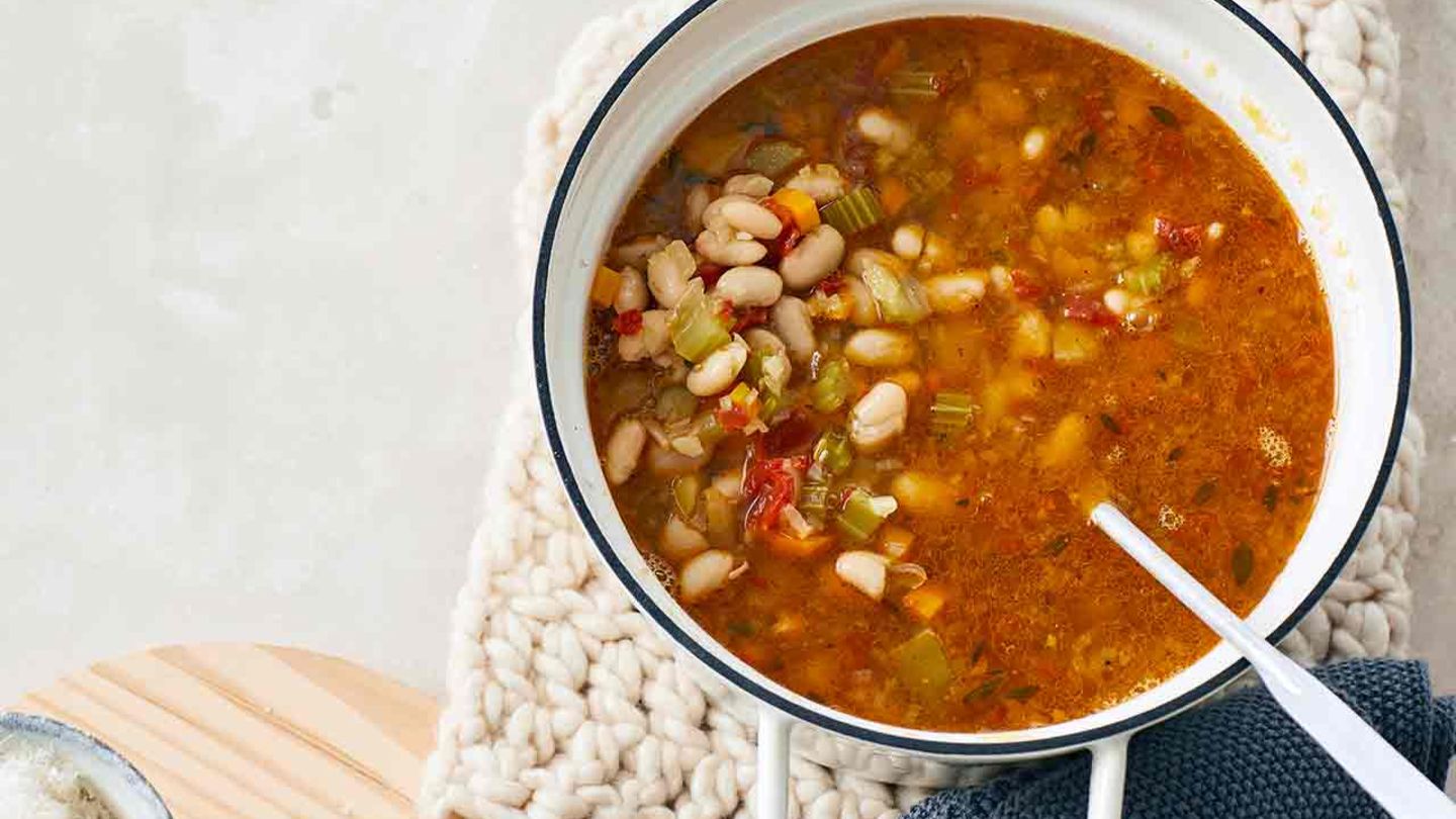 Ribollita mit Knoblauch-Croûtons Rezept