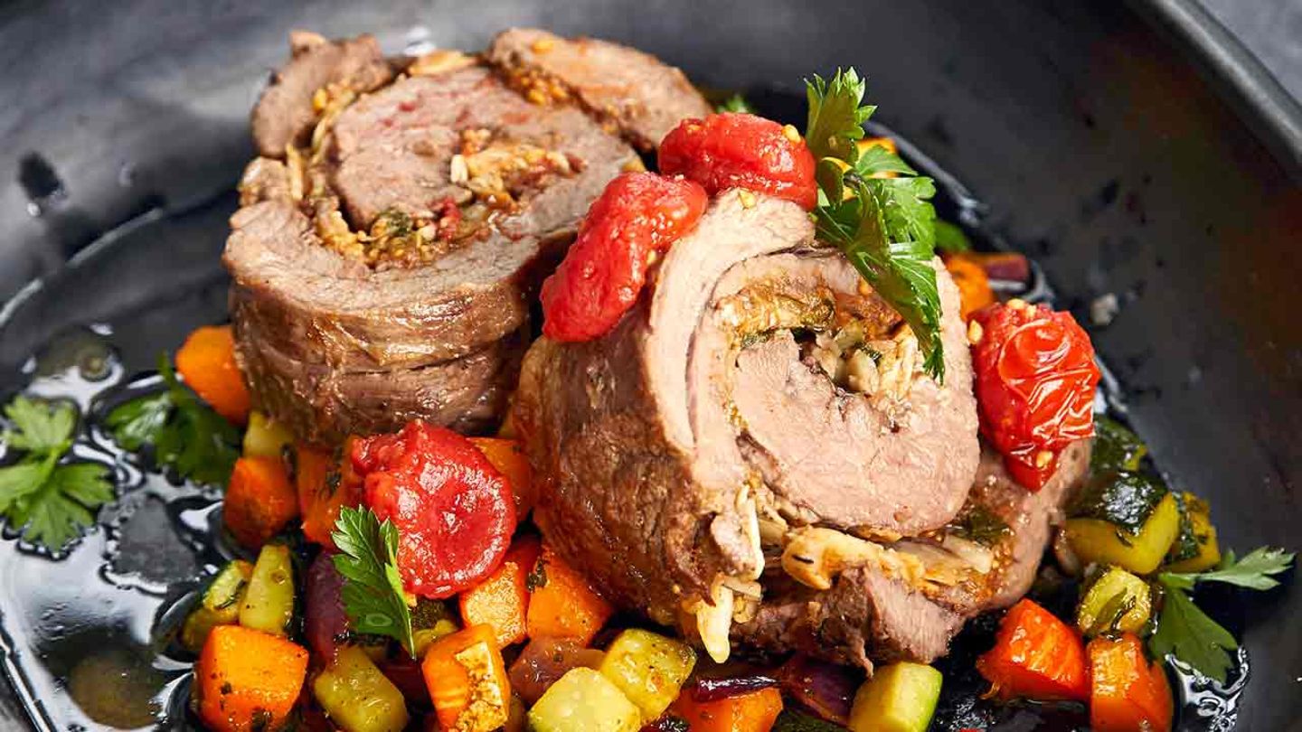 Lammroulade auf Dattel-Gemüse Rezept