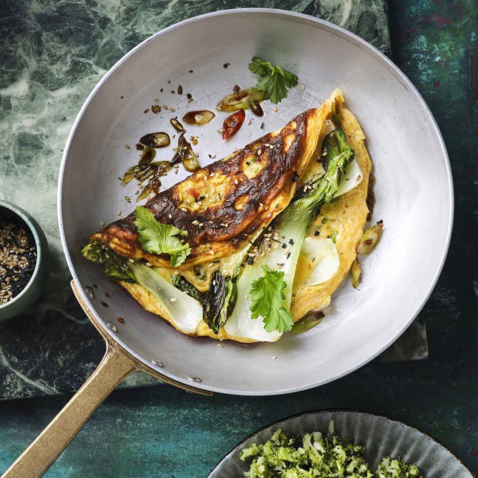 Miso Omeletts Mit Pak Choi Und Brokkoli Reis Rezept Essen Und Trinken