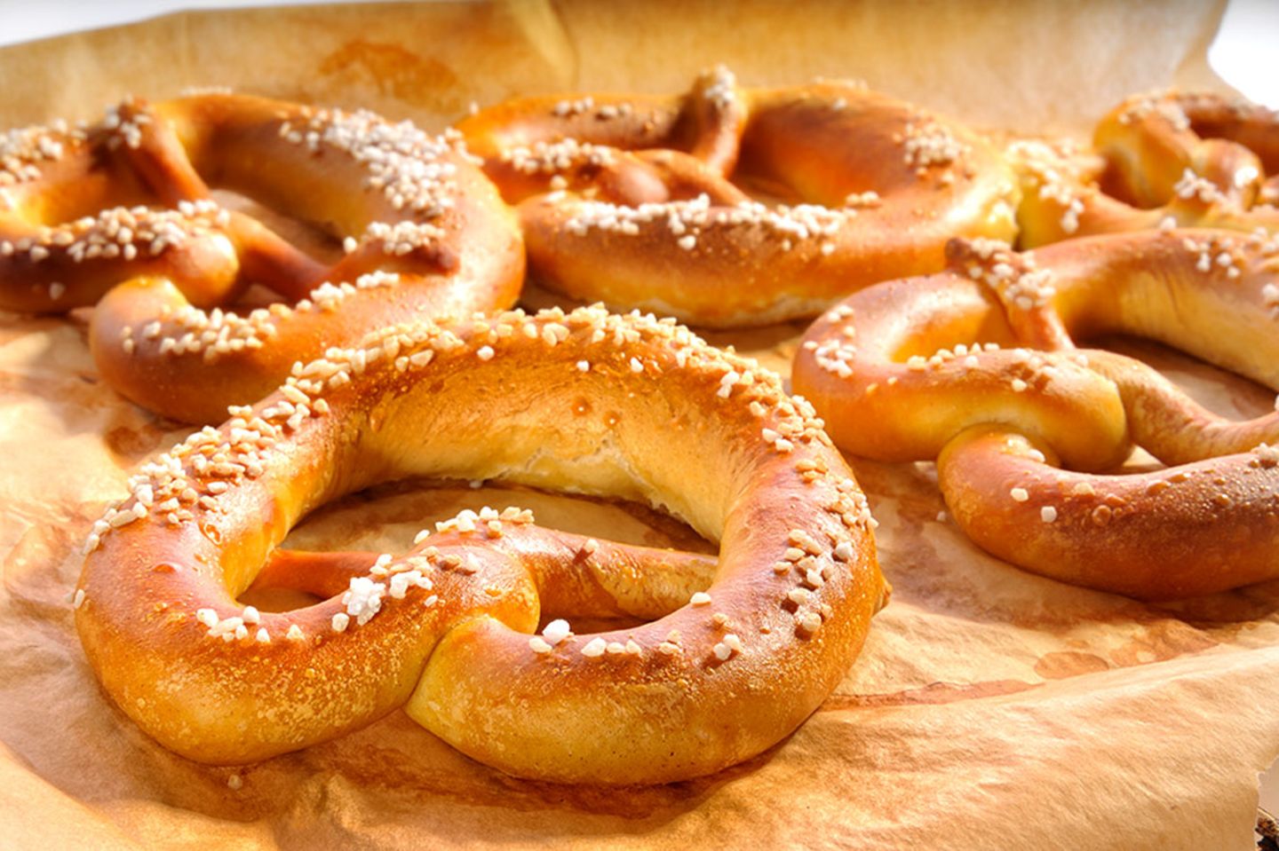 Laugenbrezeln backen leicht gemacht: Schritt-für-Schritt-Anleitung für köstliche Brezeln Laugenbrezeln backen leicht gemacht: Schritt-für-Schritt-Anleitung für köstliche Brezeln