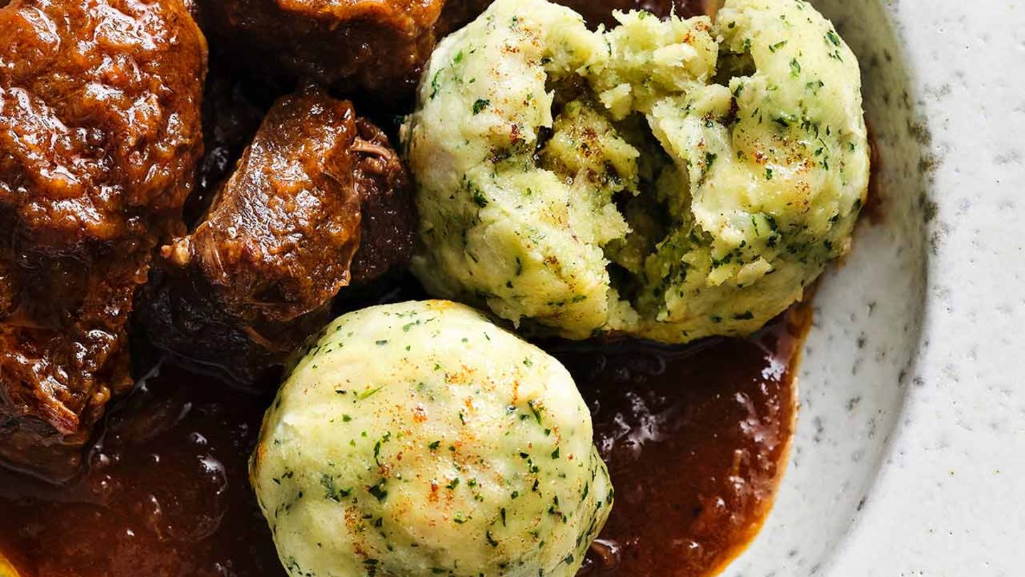 Semmelknödel mit Petersilie Rezept