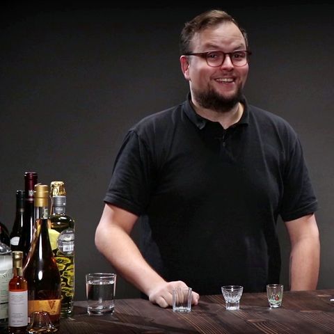 Benedikt Ernst spricht über alkoholfreie Spirituosen im Video