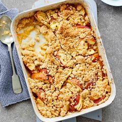 Crumble mit Kaffeebohnen-Eis