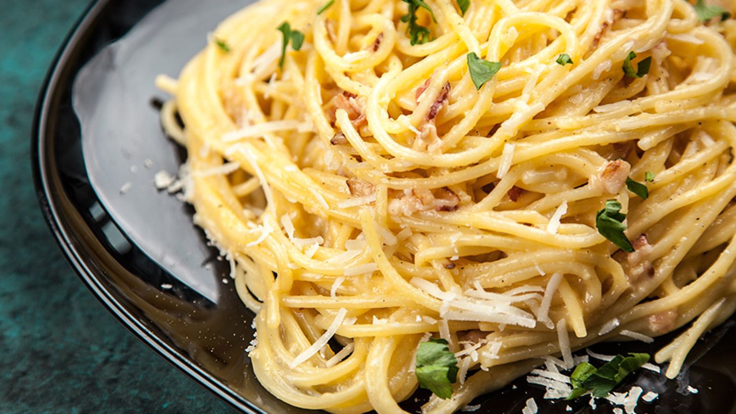 Spaghetti Carbonara mit Sahne – einfach lecker