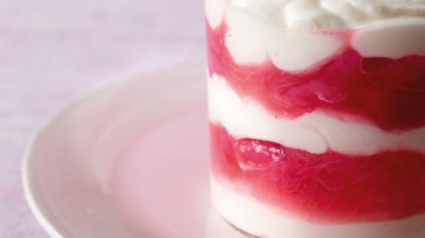 Rhabarber-Kompott mit Ricottacreme Rezept