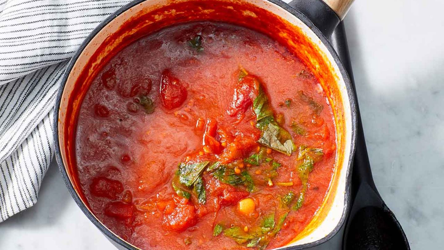 Klassischer Tomaten-Sugo Grundrezept - [ESSEN UND TRINKEN]