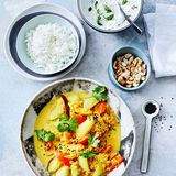 Schmorgurken-Curry mit Linsen
