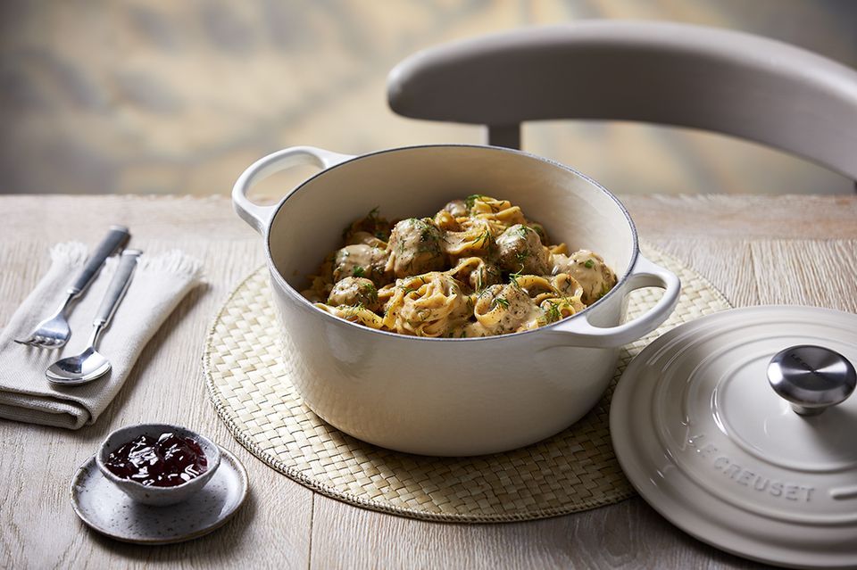 Gewinnspiel: Meringue: Der elegante neue Farbton von LE CREUSET Gewinnspiel: Meringue: Der elegante neue Farbton von LE CREUSET