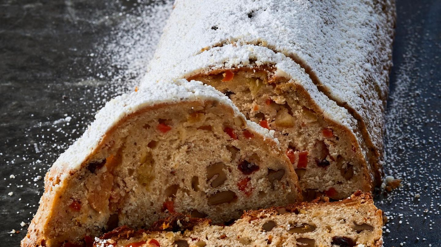 Quarkstollen mit kandierten Möhren Rezept