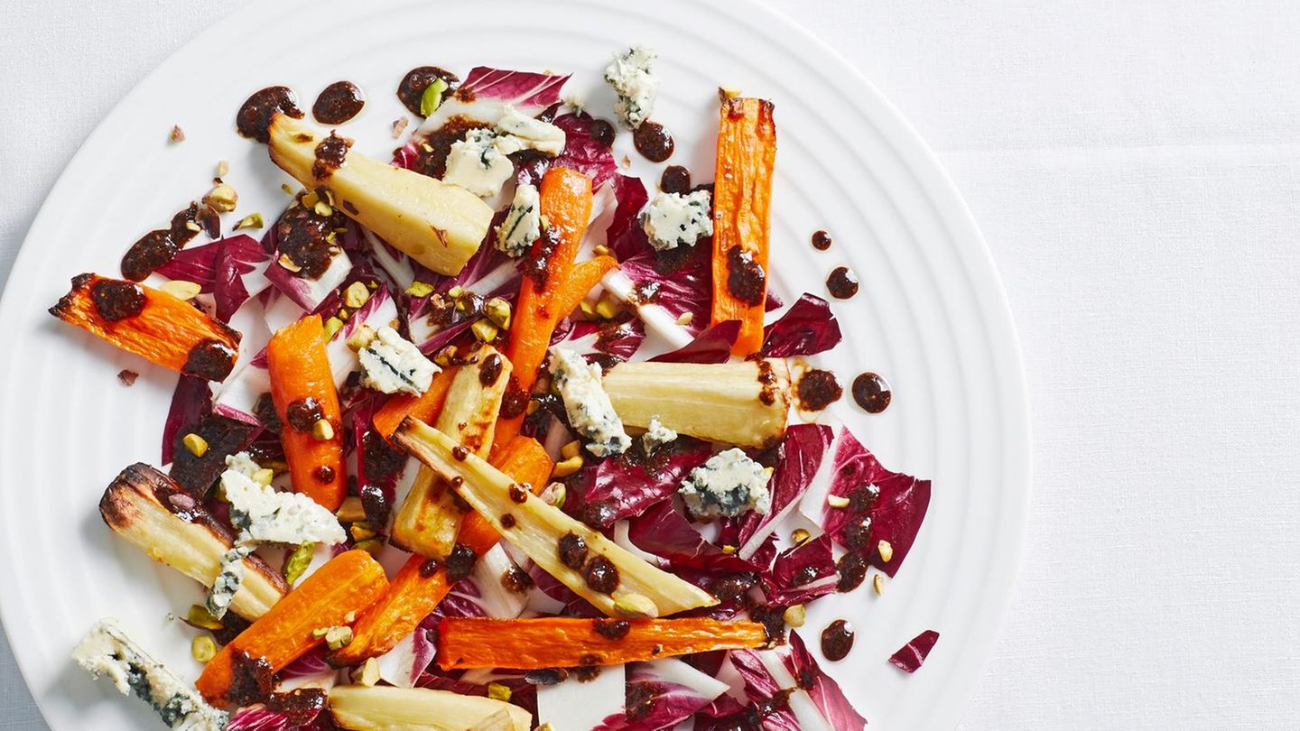 Radicchio-Salat mit Möhren und Pastinaken Rezept