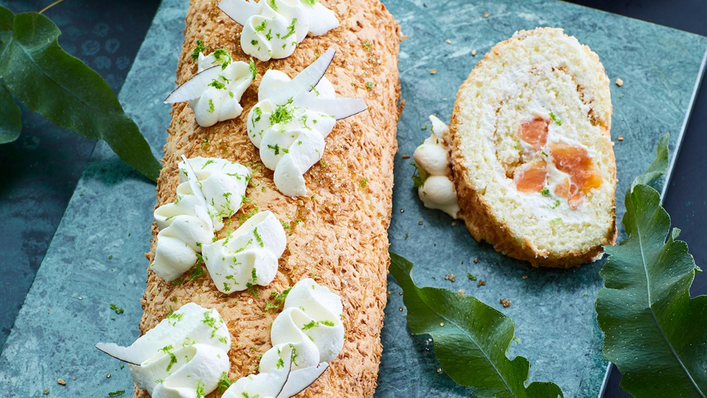 Kokos-Biskuitrolle mit Papaya Rezept