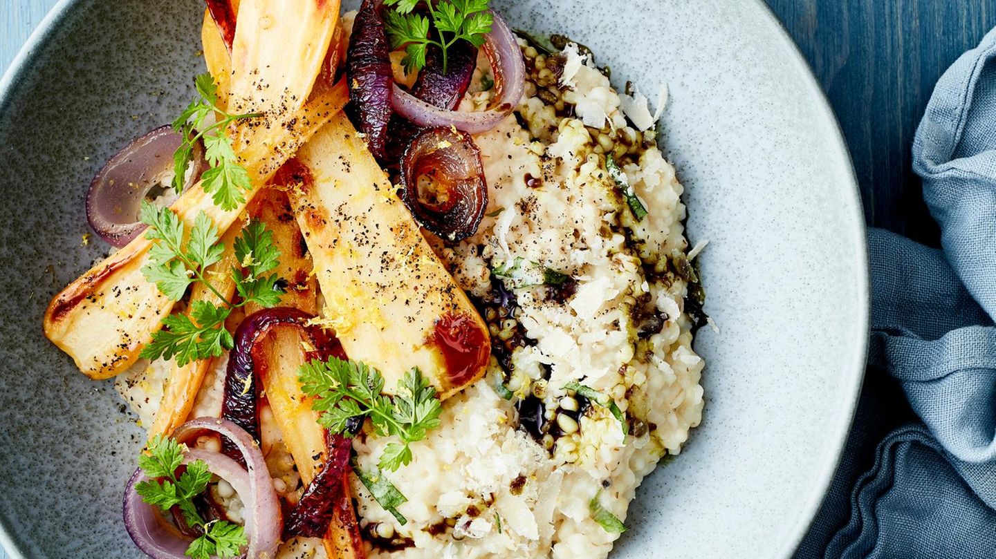 Glasierte Pastinaken mit Minze-Graupen-Risotto Rezept