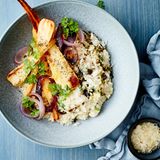 Glasierte Pastinaken mitMinze-Graupen-Risotto