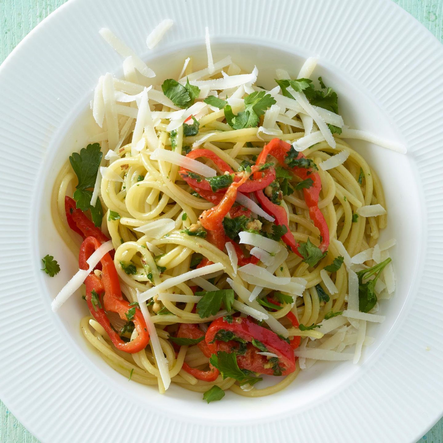 Mandel-Pesto-Pasta