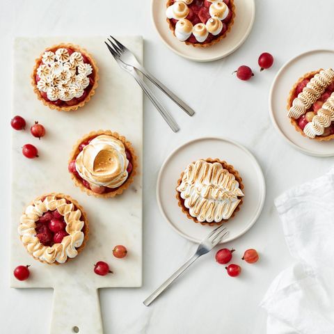 Stachelbeer-Meringue-Tartelettes