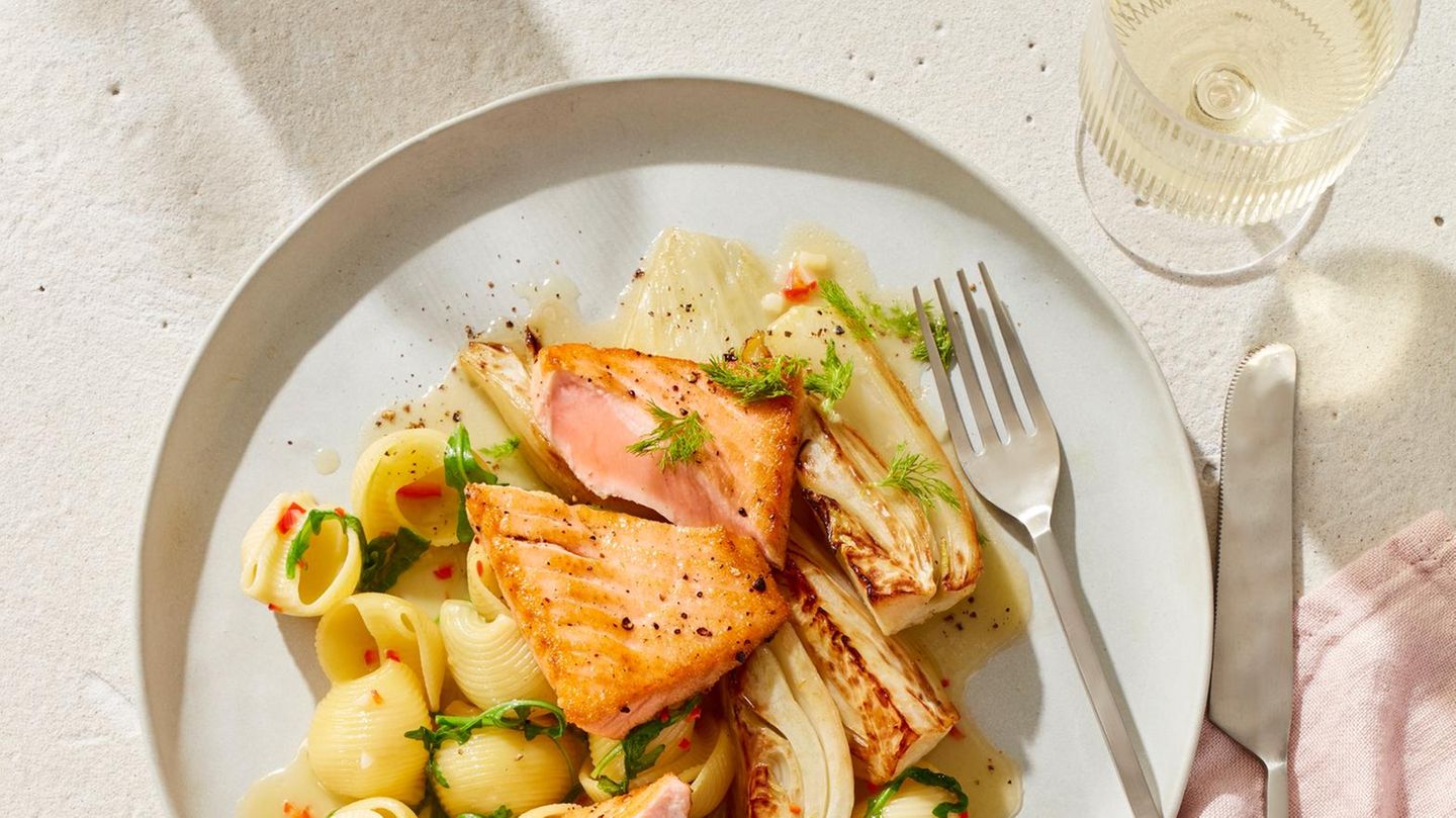Lumache Rigate mit Lachs und Fenchel Rezept