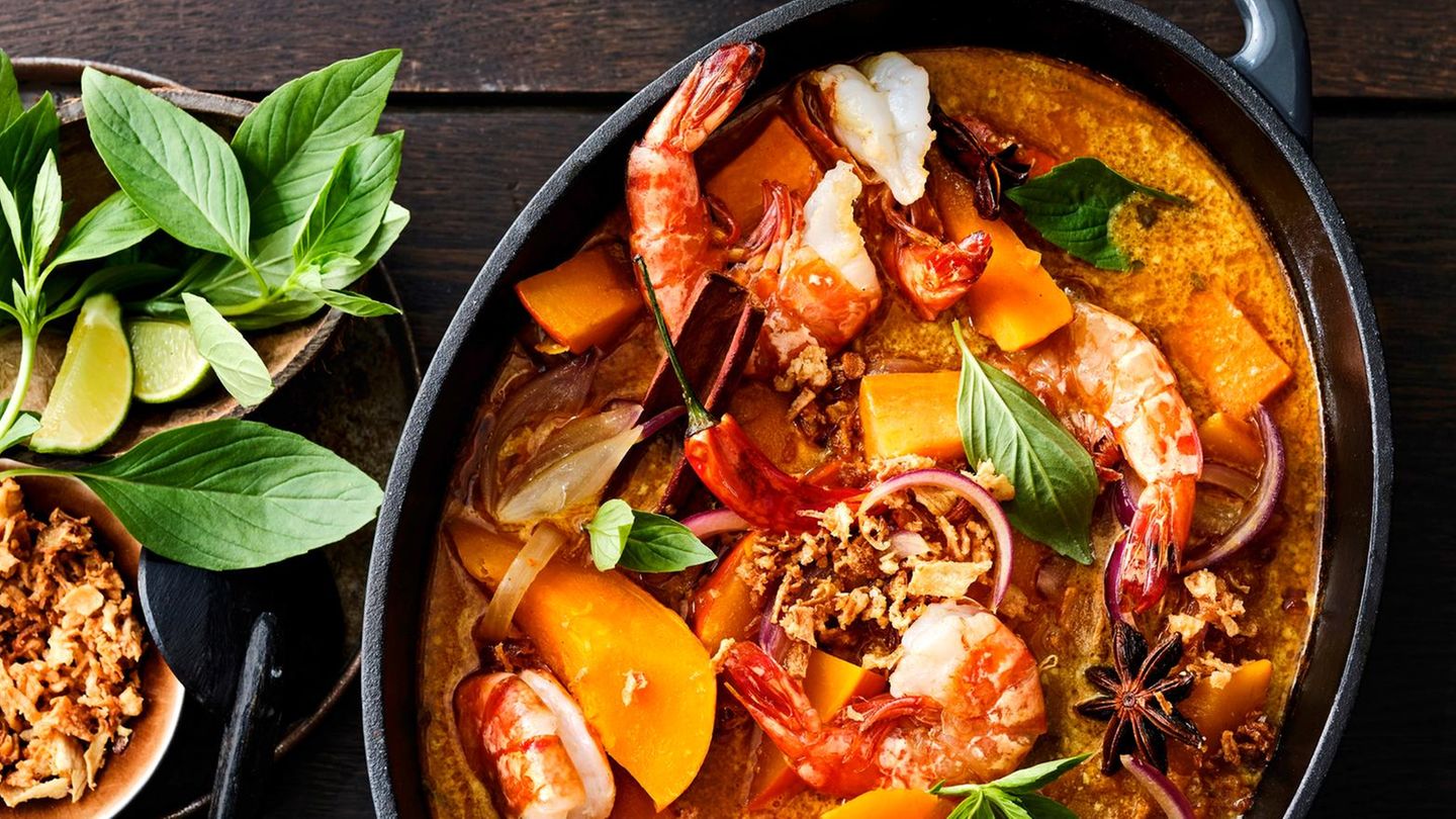 kokos-curry mit garnelen und gemüse
