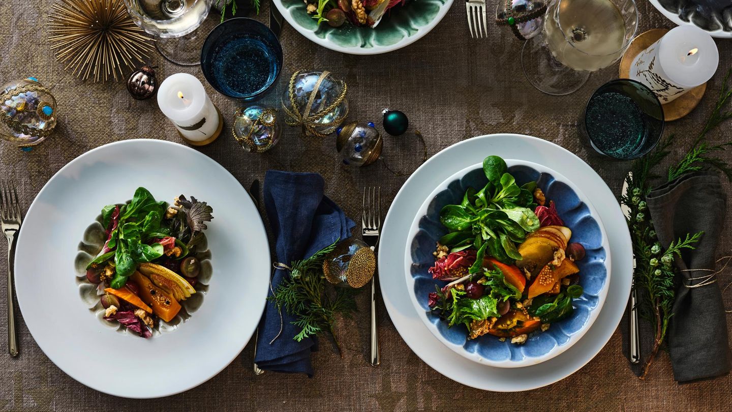 Wintersalat mit Birne und süßsaurem Kürbis Rezept - [ESSEN UND TRINKEN]