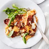 Casoncelli mit Brot-Parmesan-Füllung und Pilz-Bolognese