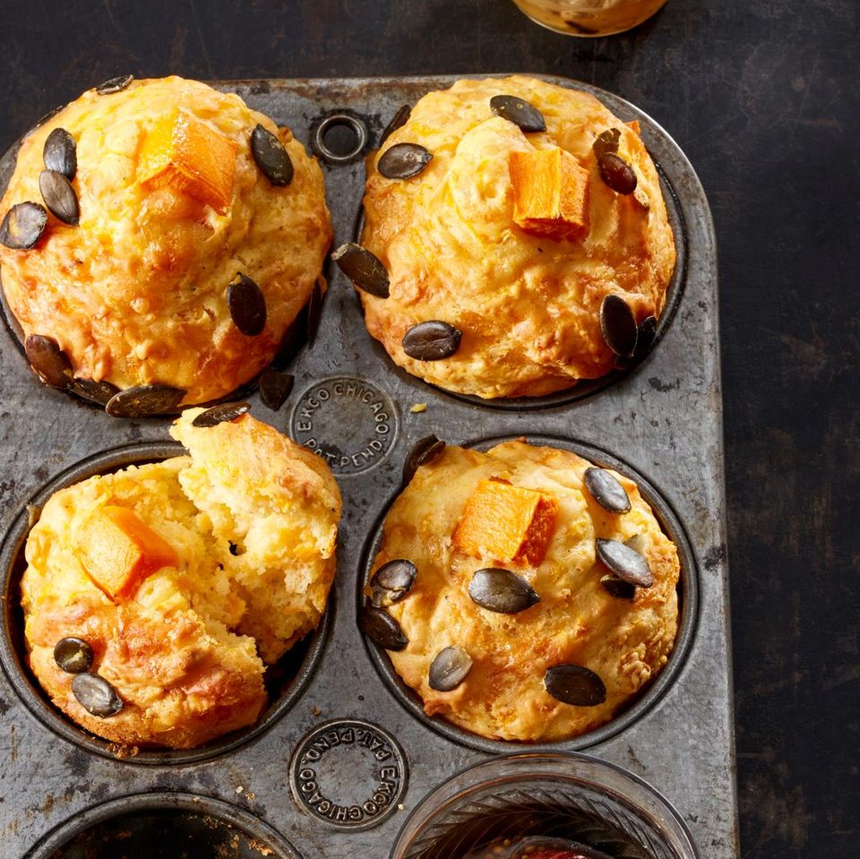 Kürbis-Muffins mit Bergkäse Rezept - [ESSEN UND TRINKEN]