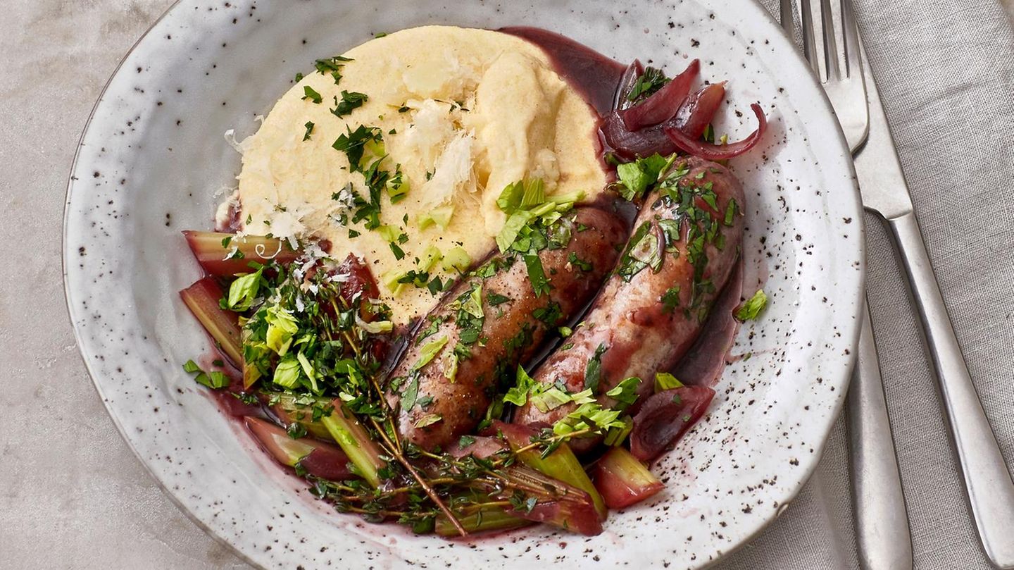 Salsiccia mit Polenta und Rotweinsauce Rezept