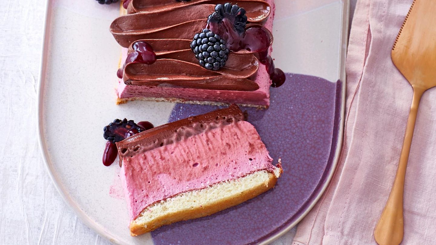 Brombeer-Schokocreme- Schnitte Rezept - [ESSEN UND TRINKEN]