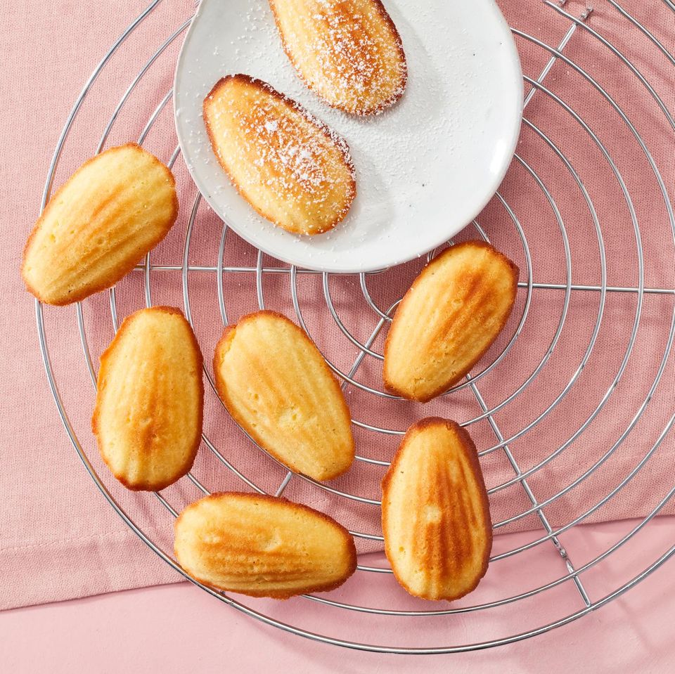 Mandel-Madeleines Rezept - [ESSEN UND TRINKEN]