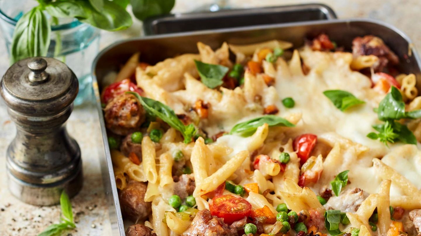 Nudelauflauf mit Salsiccia Rezept - [ESSEN UND TRINKEN]