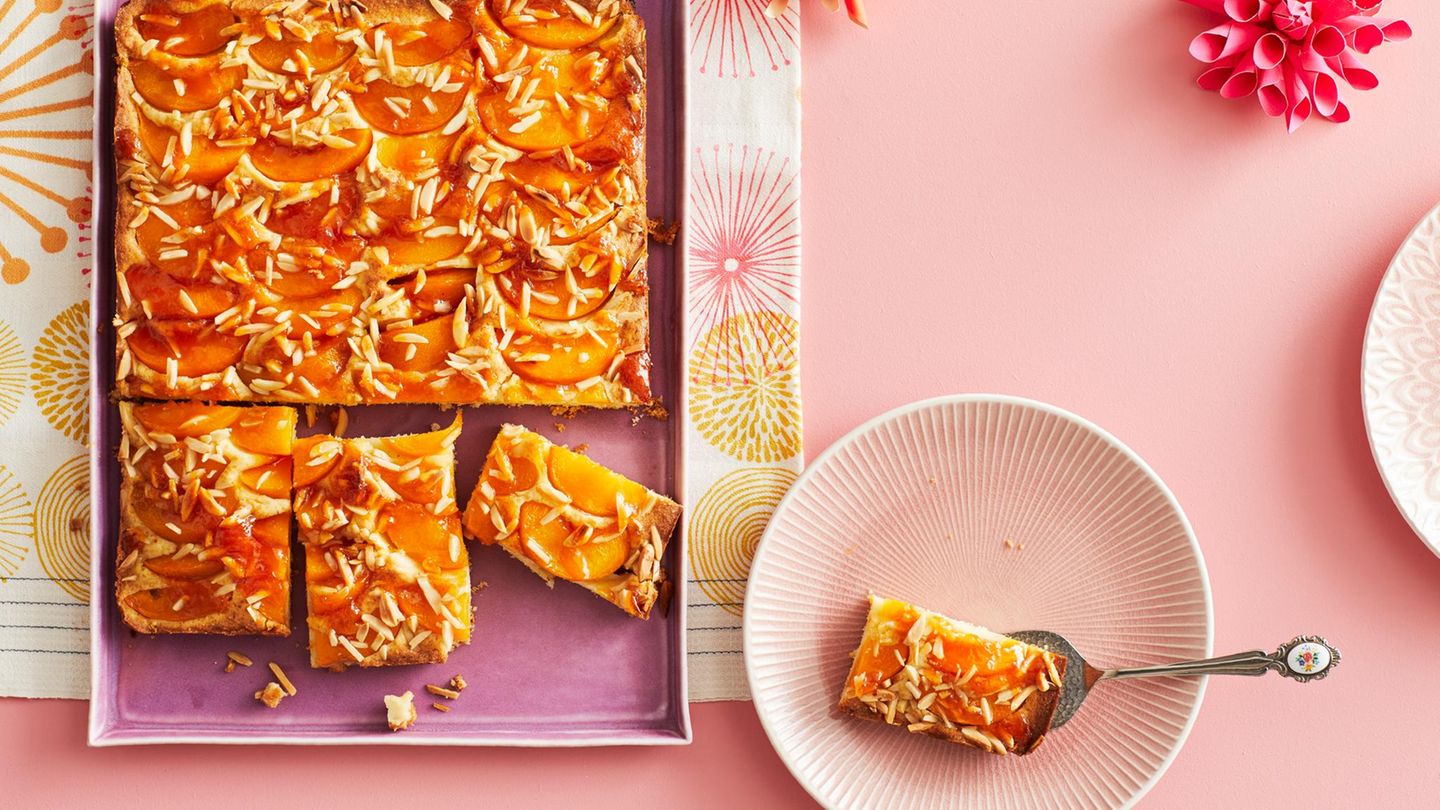 Pfirsichkuchen vom Blech: Thermomix ® Rezept