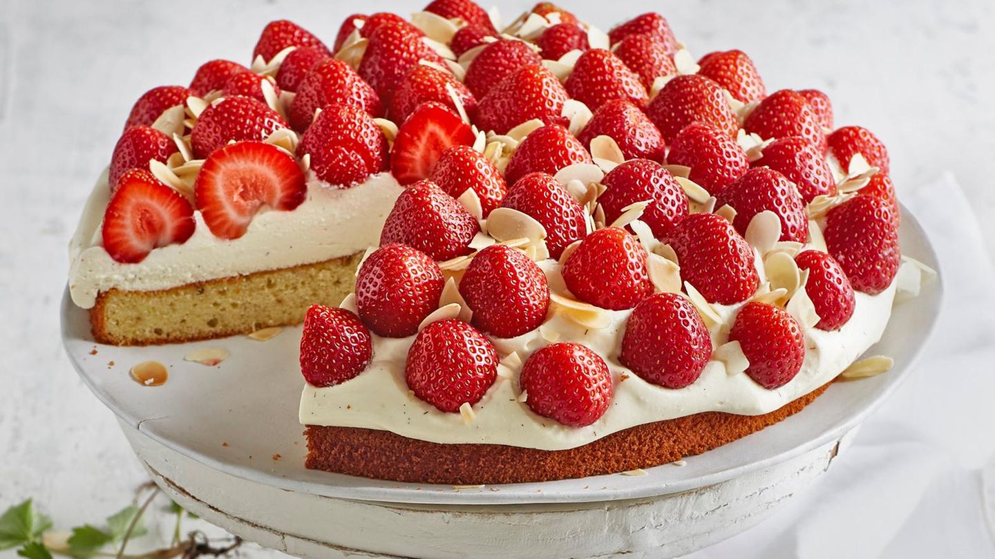 Erdbeertorte mit Vanille-Ricotta-Creme Rezept - [ESSEN UND TRINKEN]