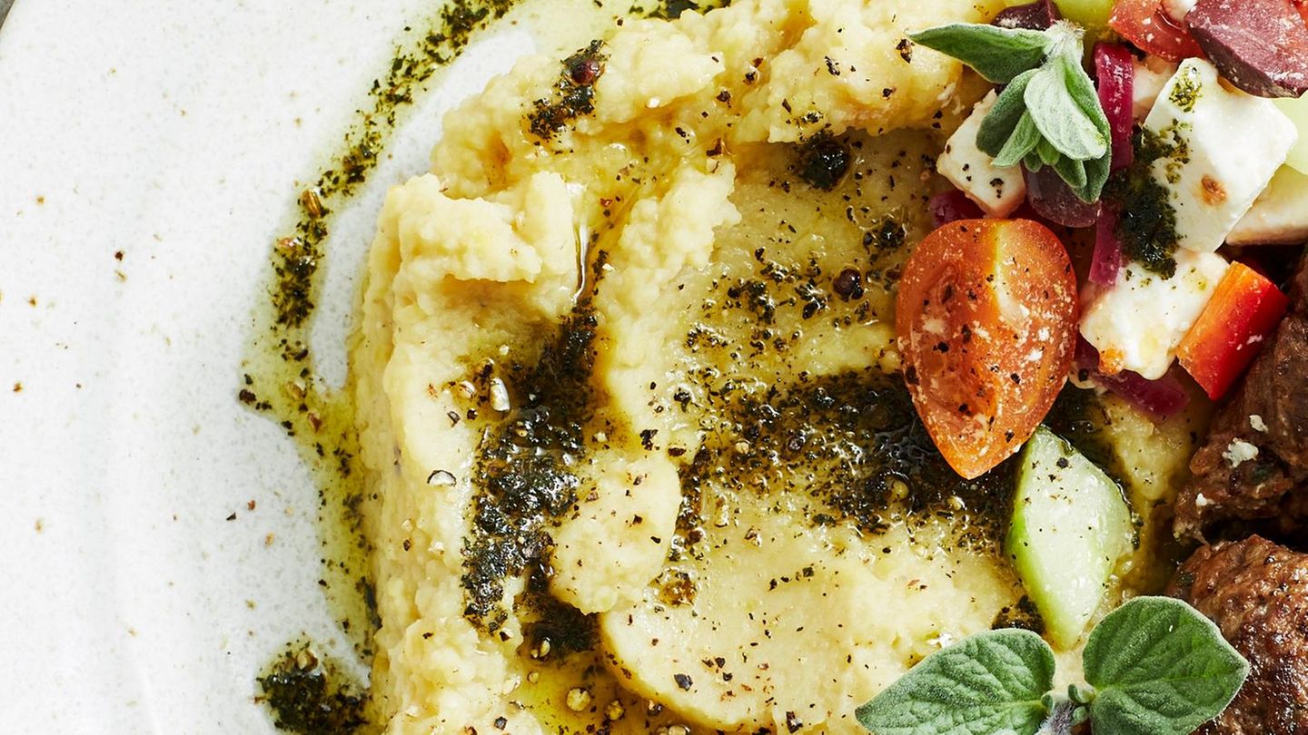 Fava-Püree und geschmorte Auberginen Rezept - [ESSEN UND TRINKEN]
