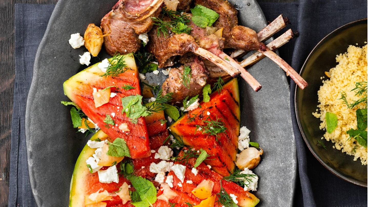 Gegrillte Melonen mit Lammkoteletts Rezept