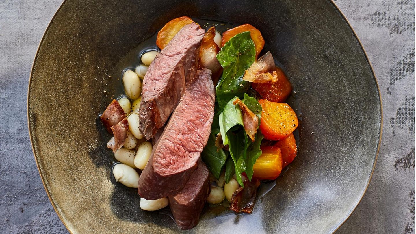 Damwildfilet mit Palbohnen und Sauerampfer Rezept