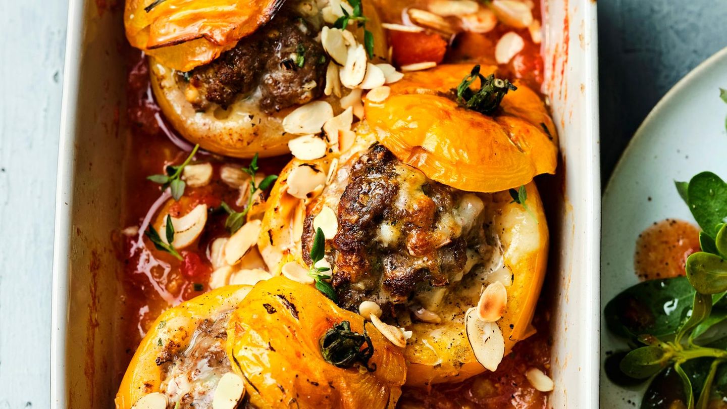 Gefüllte gelbe Fleischtomaten mit Lammhack Rezept - [ESSEN UND TRINKEN]