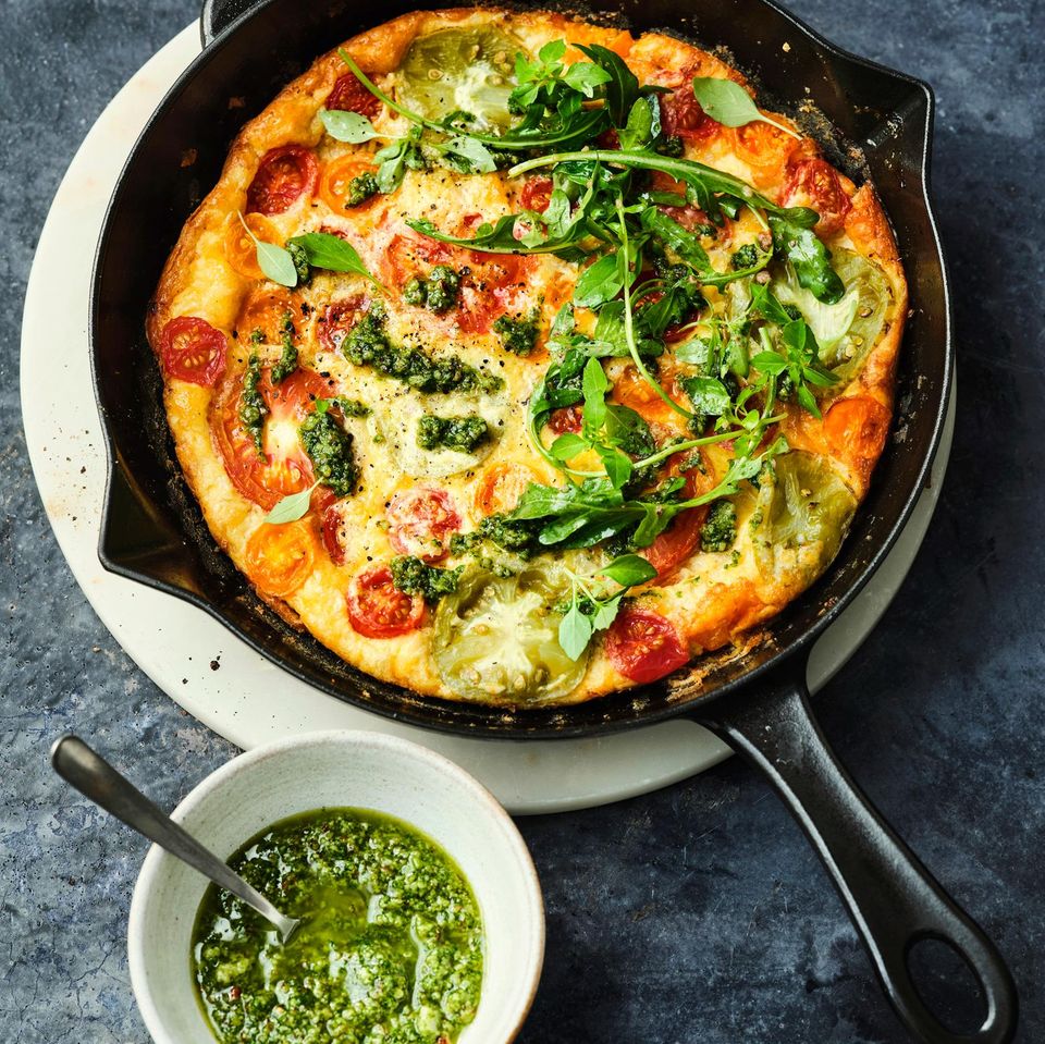 Tomaten-Frittata mit Rucola-Pesto Rezept - [ESSEN UND TRINKEN]