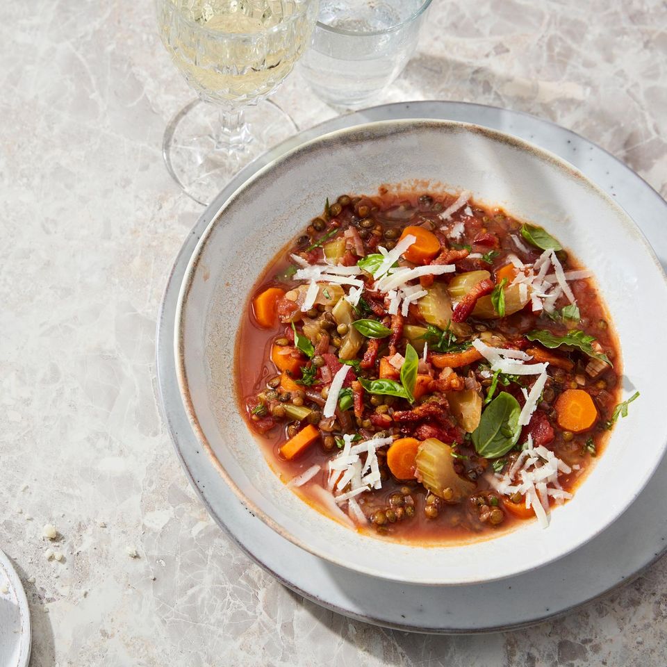 Linseneintopf mit Pancetta Rezept - [ESSEN UND TRINKEN]